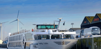 Die »Swiss Tiara« läutete die diesjährige Flusskreuzfahrtsaison bei North Sea Port ein