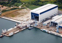 Bei der Neptun Werft werden Sektionen für die großen Kreuzfahrtschiffe gefertigt