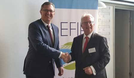 Friedrich Lehr (l.) ist neuer Präsident der Europäischen Verbands der Binnenhäfen (EFIP). Er folgt Roland Hörner
