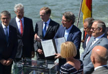 Scheuer Aktionsplan Niedrigwasser Rhein