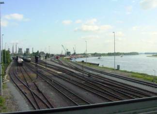 Im Hafen Godorf plant die HGK ein Containerterminal