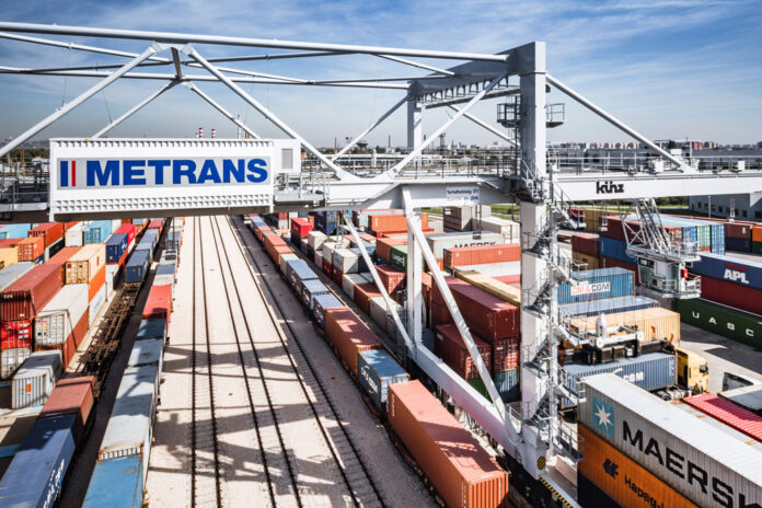 Metrans-Bahnterminal in Budapes