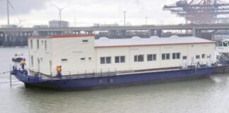 Der Werkstattlieger »Rugenbergen» gehört zu den jüngsten Umbauprojekten der Firma Wessels © Flotte Hamburg
