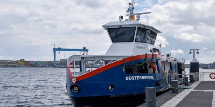 Die bei Holland Shipyard gebaute »Düsternbrook« ist die erste vollelektrische Fähre auf der Kieler Förde © SFK
