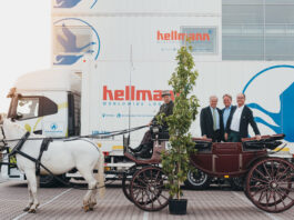 Jost Hellmann, Reiner Heiken und Klaus Hellmann beim 150. Jubiläum des Familienunternehmens © Hellmann