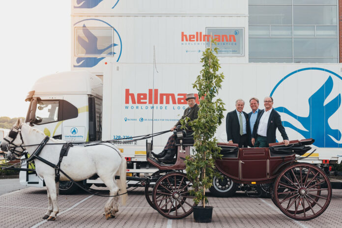 Jost Hellmann, Reiner Heiken und Klaus Hellmann beim 150. Jubiläum des Familienunternehmens © Hellmann