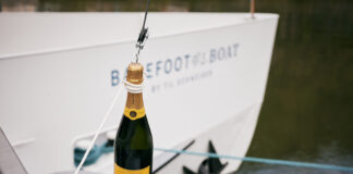 Barefoot Boat, Taufe