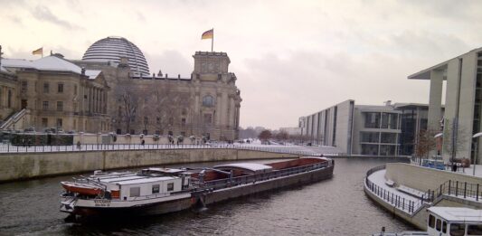 Binnenschiff, Berlin, Reichstag, BDB, Wasserstraßen