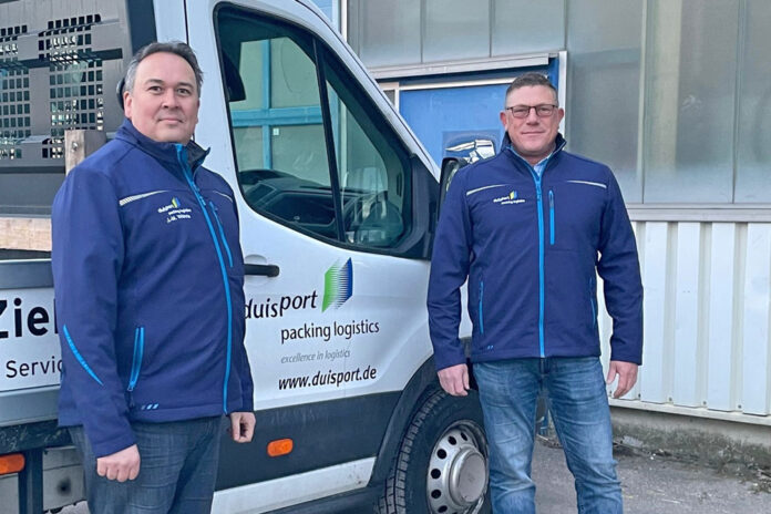 Jan-Malte Wöhrle (li.), Geschäftsführer der Duisport Packing Logistics und Andreas Walther Standortleiter Göppingen © DPL