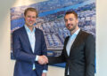 Matthijs van Doorn, Vice-President Commercial Port of Rotterdam (links) und Steffen Bauer, CEO HGK Shipping