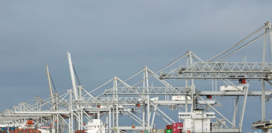 Rotterdam, Seeschiff, Binnenschiff